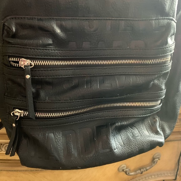 Back Pack - Picture 4 of 5